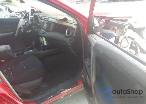 2016 Toyota Rav4 Xle z USA, uszkodzony, nr VIN 2T3RFREV1GW443441